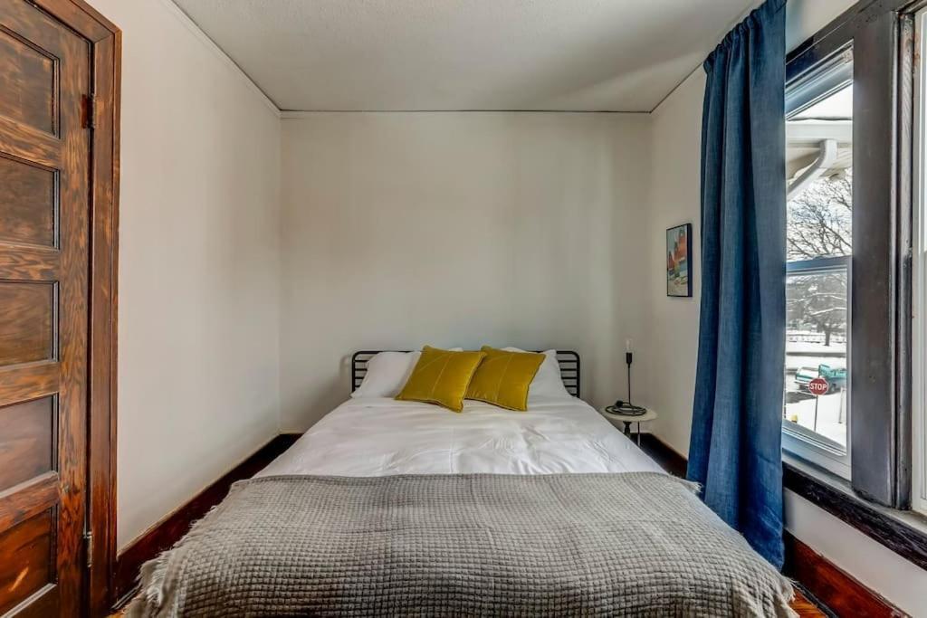 デトロイト Luxe Mid-Century Styled Historic Townhouse #1ヴィラ エクステリア 写真